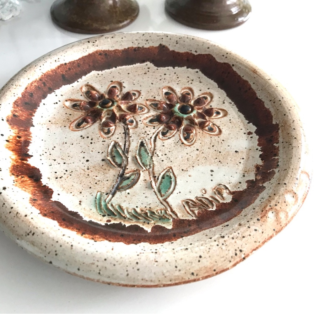 Wall Plate signed ceramic & pottery pattern floral cottagecore